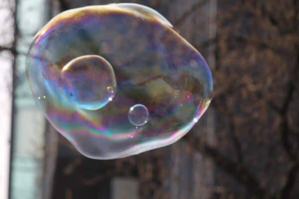 soap bubble 715929 1280