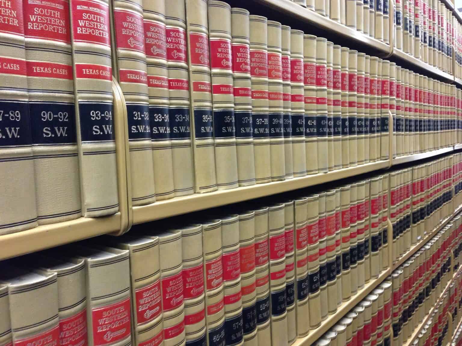 law books 291676 1920