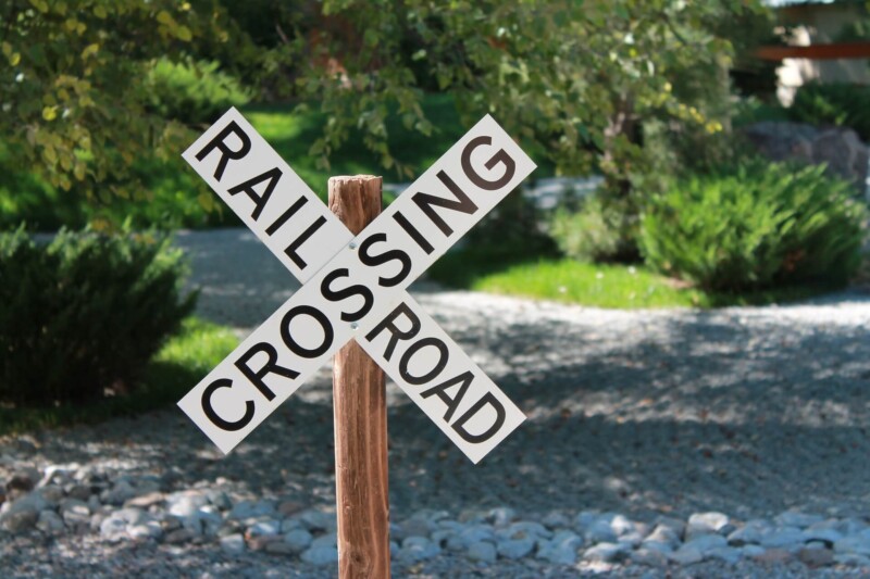 railroad crossing sign 1008168 1920
