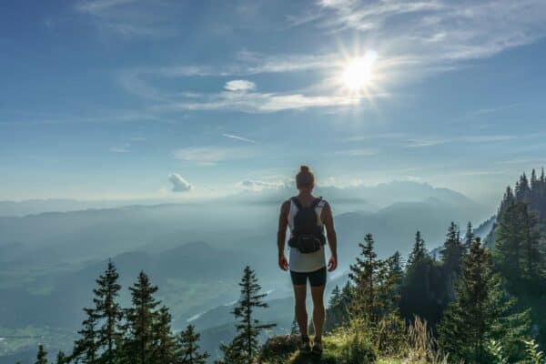 hiker 918473 1920