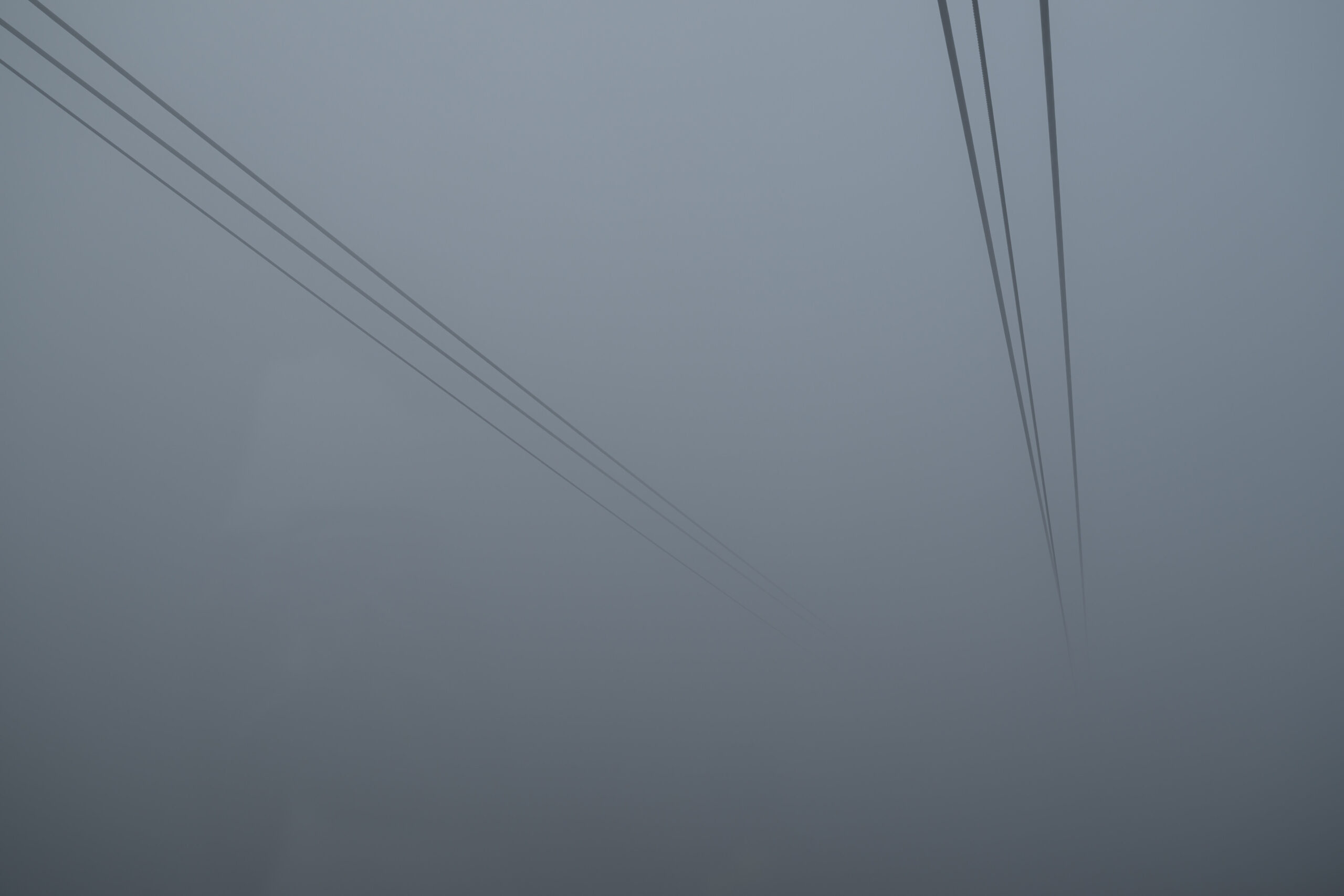 Pfänderbahngondel im Nebel verschwunden