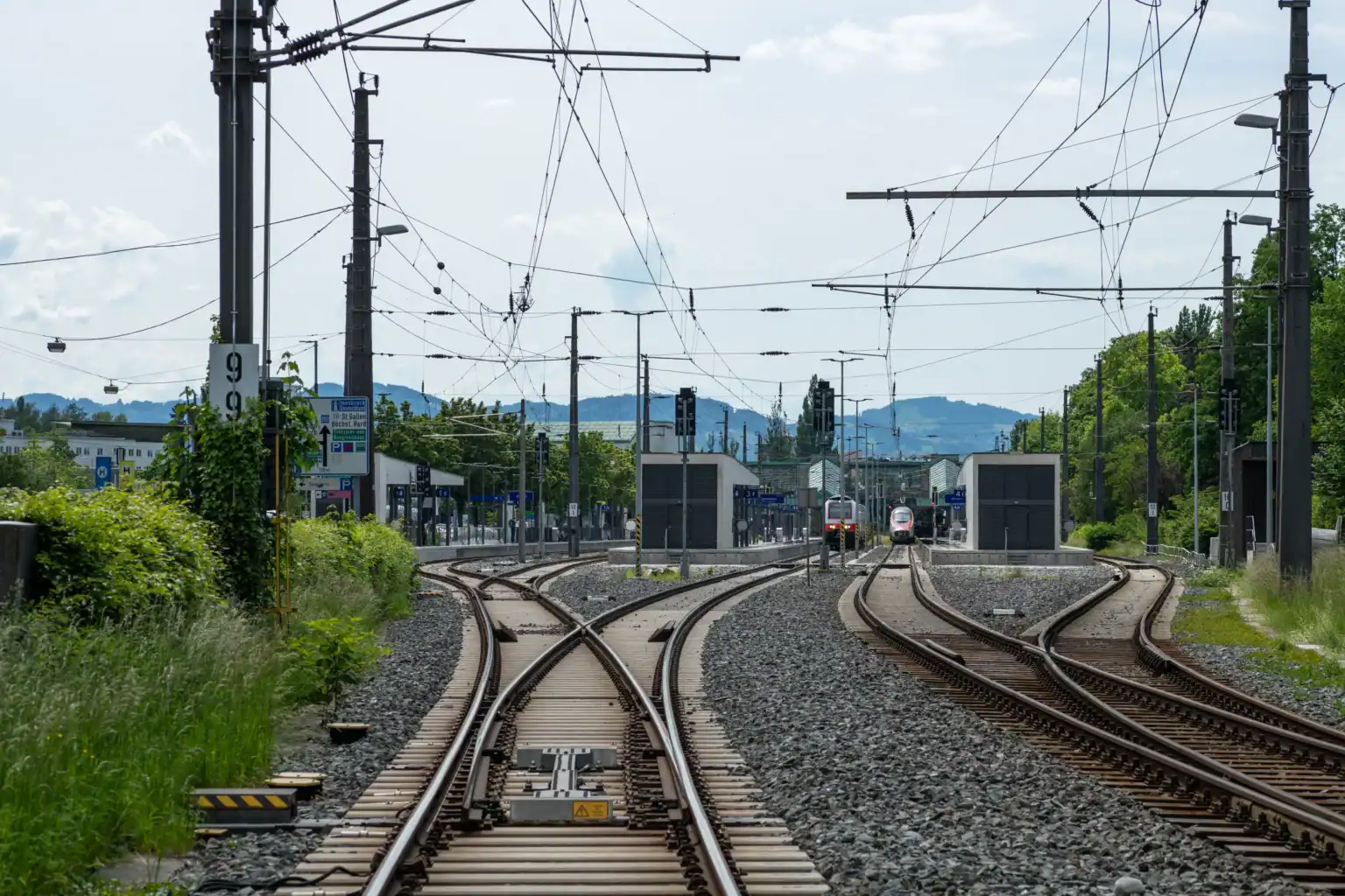 805 1537 2