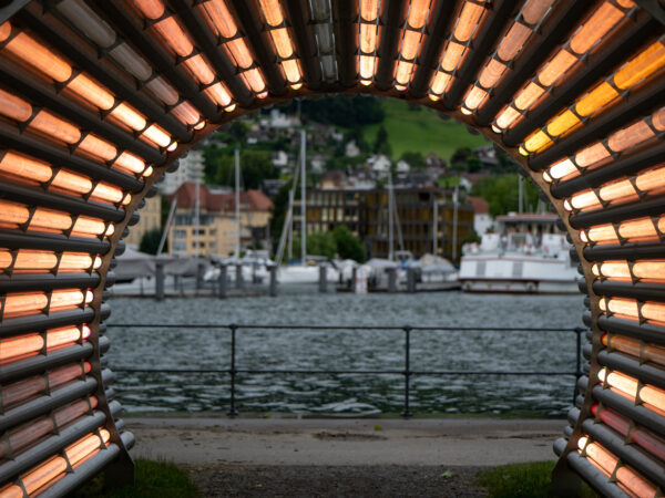 Editor Script Übersetzungen aus dem languages-Ordner des Plugins laden